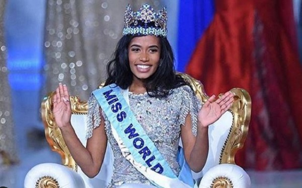 Miss world 2019 winner Miss Jamaica Tony-Ann Singh with miss world Crowned Miss world 2019.