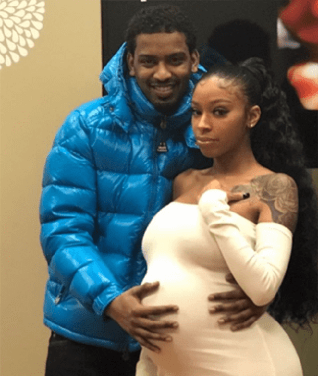 Ashely Burgos and his boyfriend Bubba Outed The News about Ashley's Pregnancy Via Her Instagram